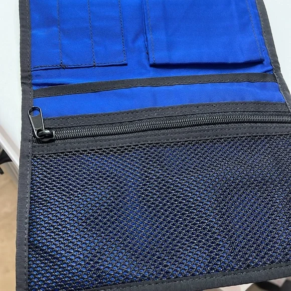 L.L. Bean Travel Organizer / Toiletry Bag - Picture 5 of 5